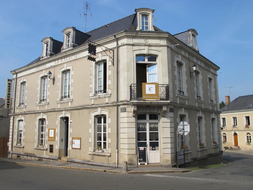 Le Relais De La Caleche Hotel Saint-Denis-d'Anjou Ngoại thất bức ảnh
